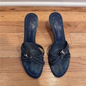 Apostrophe Women's Blue Fabric Denim‎ Heel Sandals .
Size 8.5